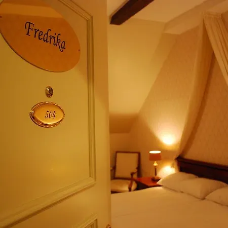 Hotel Mayfair Tunneln